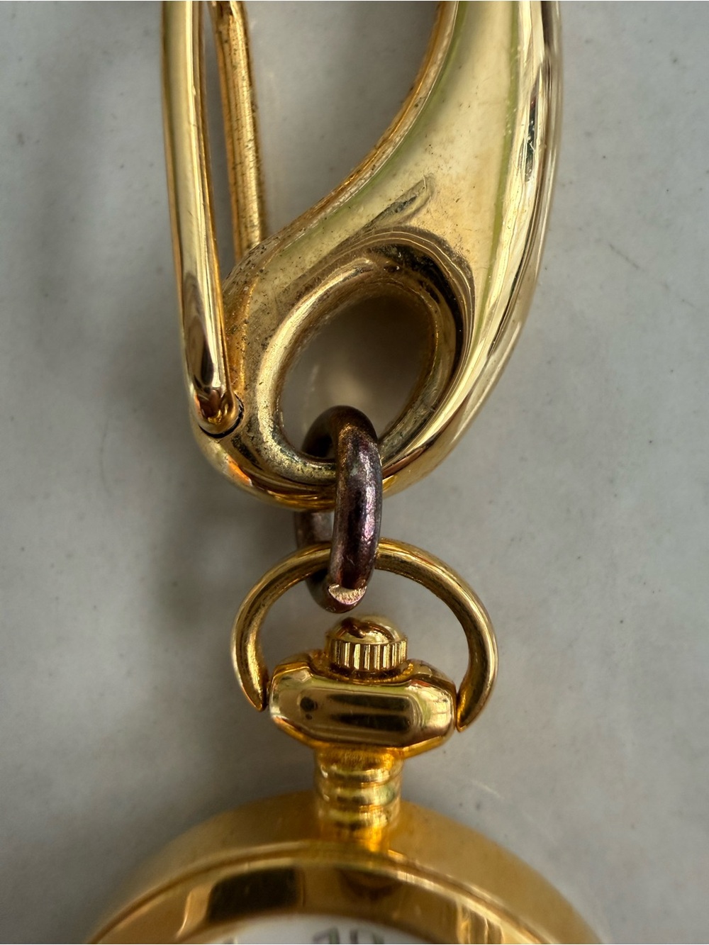 Vintage Winnie the Pooh Pocket Watch Keychain - Picture 2 of 3